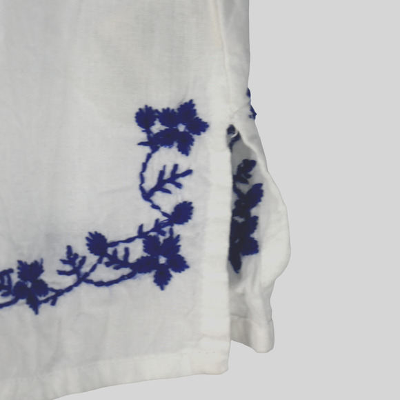 Eci Tunic Blouse Womens Small Cotton White with Blue Embroidery Tassels Boho - Picture 5 of 8